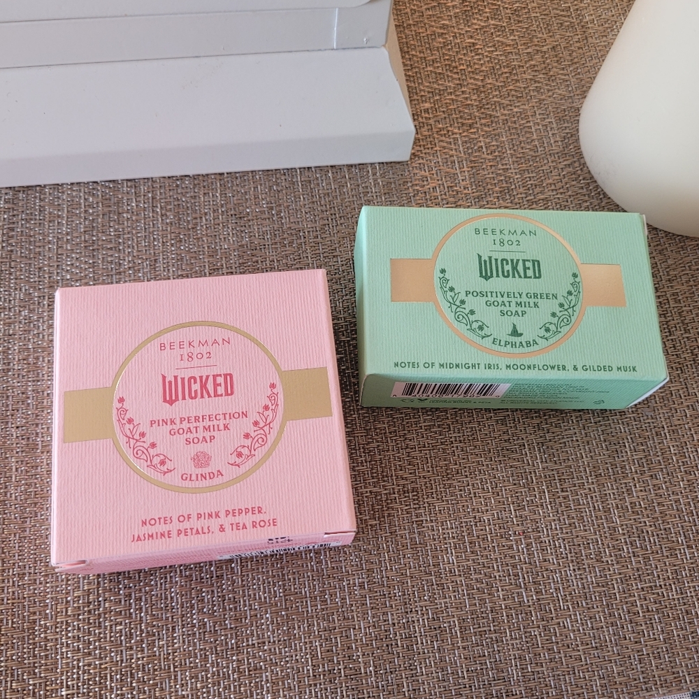 Beekman 1802 Wicked goat milk soap set, new